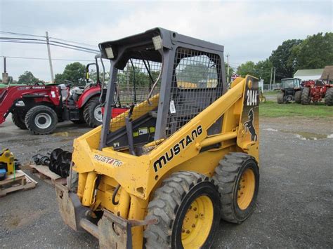 mustang 2044 skid steer specs|mustang skidsteer for sale.